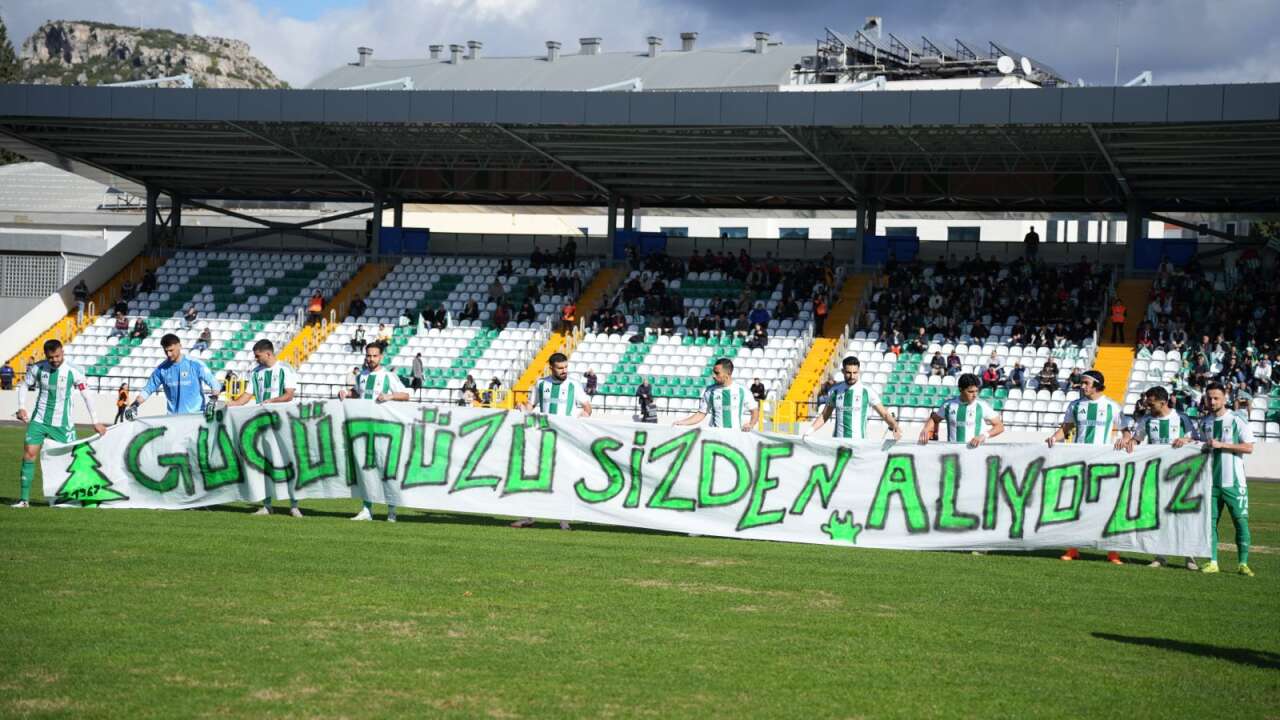 Muğlaspor, Lig Lideri Batman Petrolspor’u  2-0 Mağlup Ederek Puansız Gönderdi 10